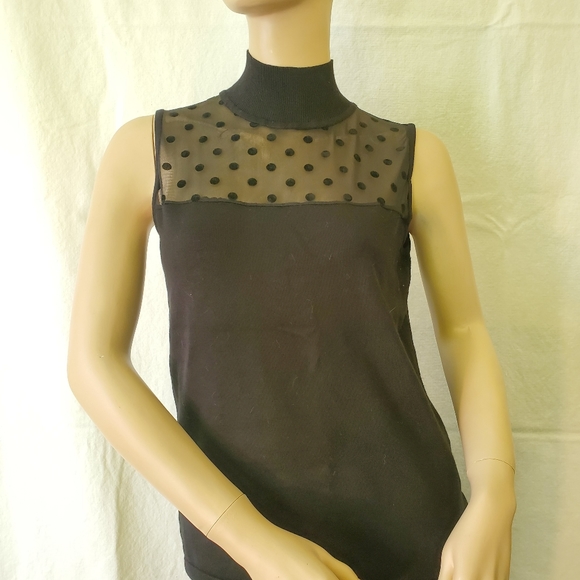 Mock Neck Sleeveless Top - Picture 3 of 13